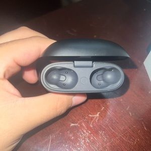 Beats Studio buds replacement charging case